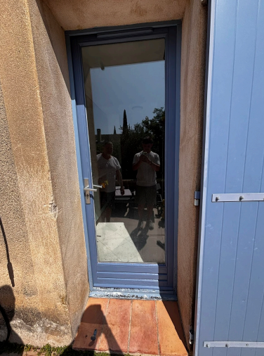 Porte sur mesure fabriquée par RMO Menuiserie
